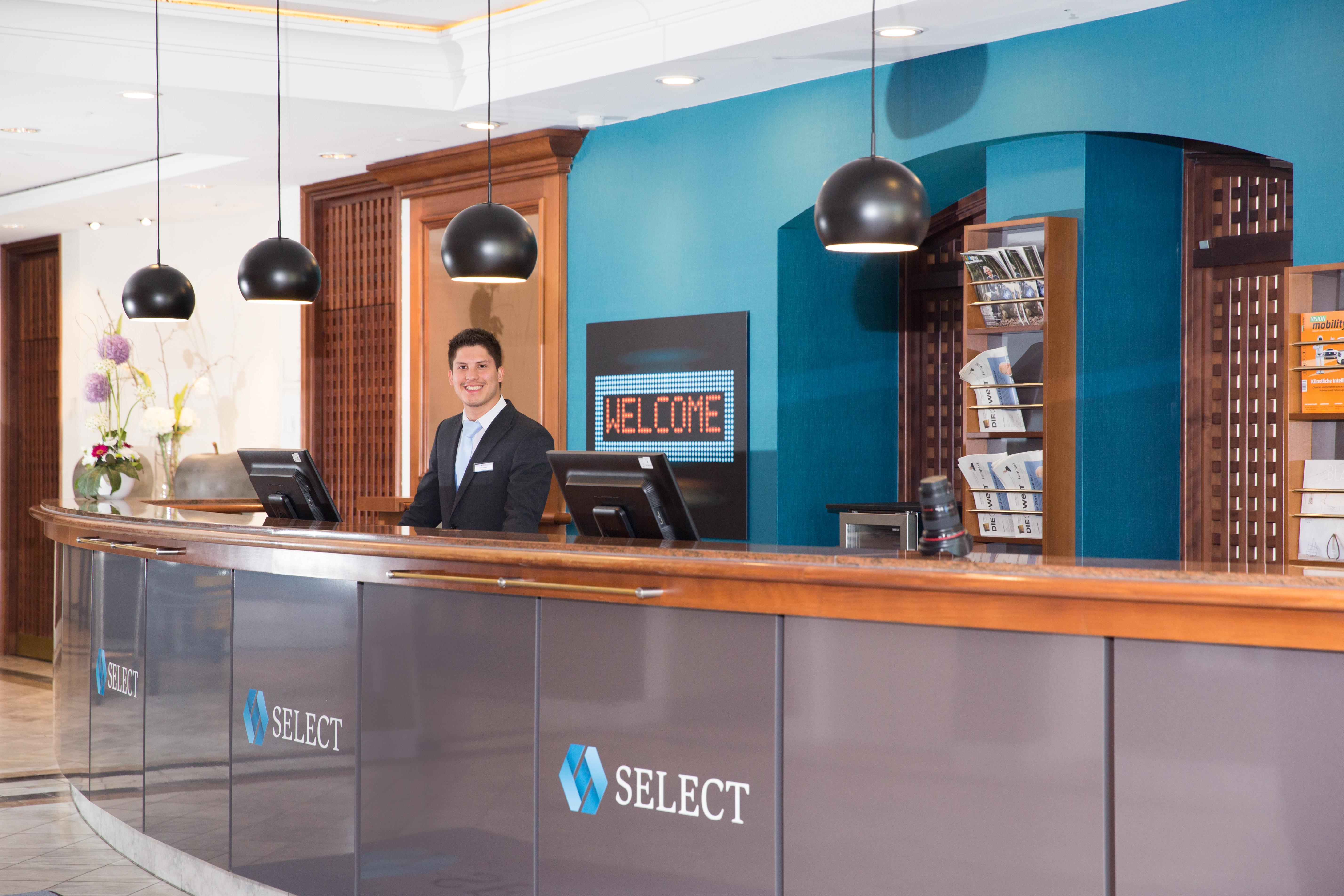 Select Hotel Rüsselsheim Buitenkant foto