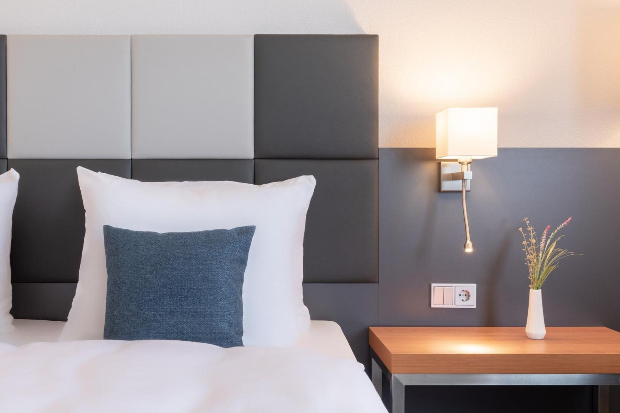 Select Hotel Rüsselsheim Buitenkant foto