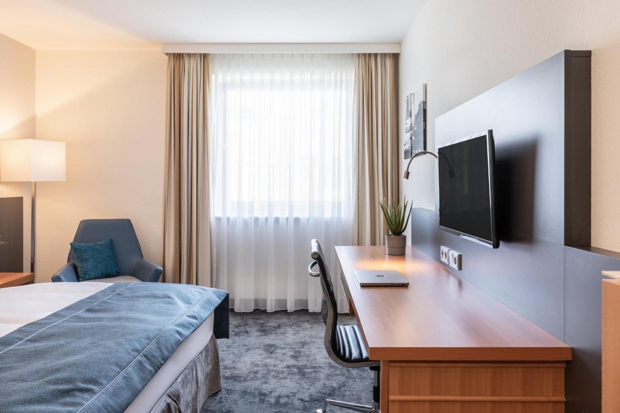 Select Hotel Rüsselsheim Buitenkant foto
