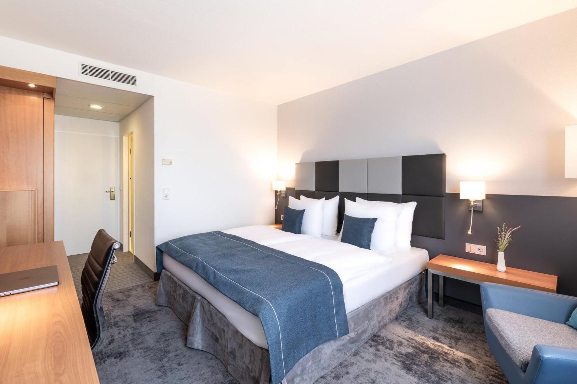Select Hotel Rüsselsheim Buitenkant foto